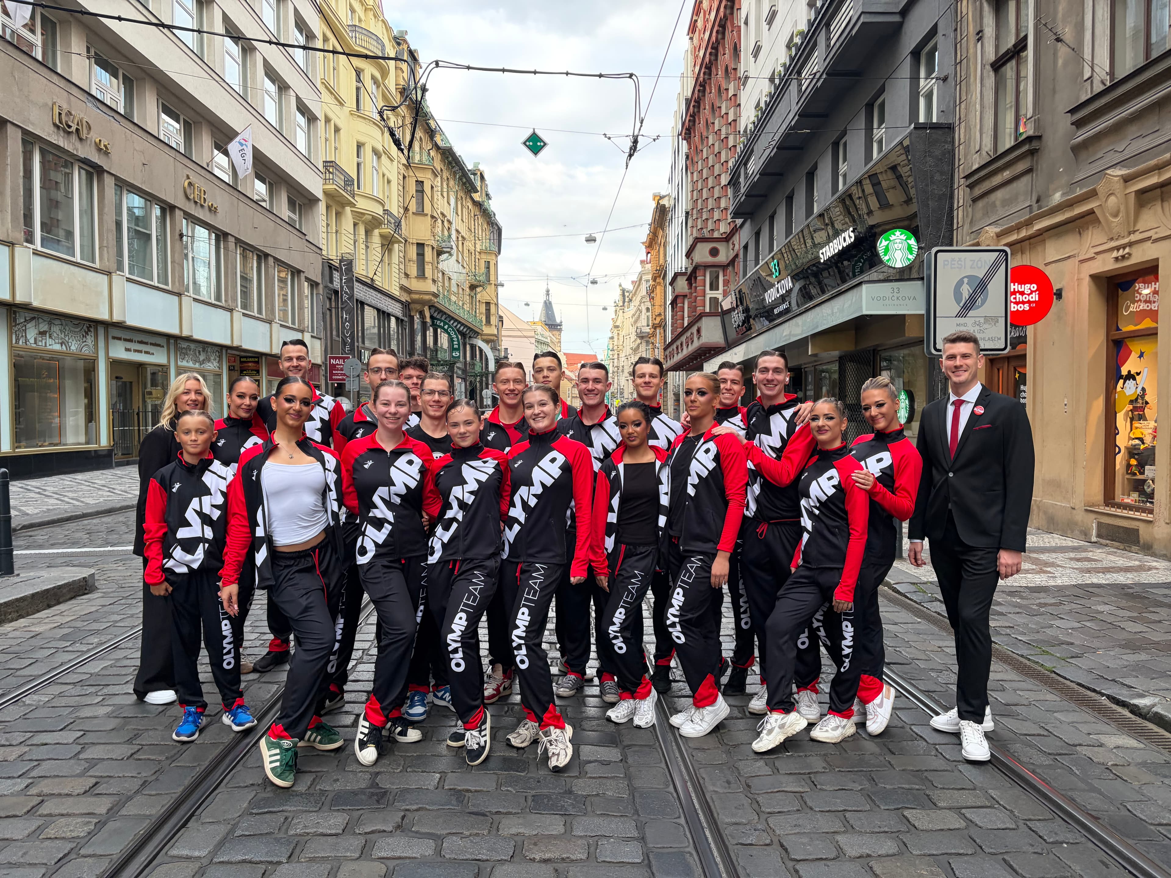 Olymp Olomouc si z Prahy přivezl 3 medaile. Titul neobhájil, přesto na tanečním mistrovství ČR uspěl.
